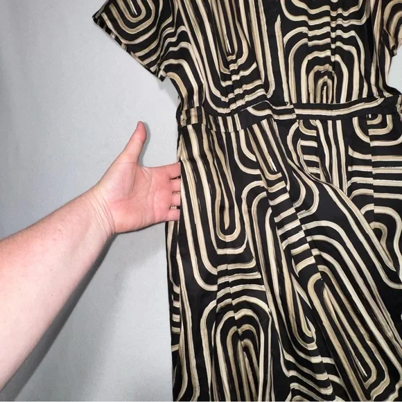 Donna Karan Black Cream Geometric Printed Midi Shirt Dress Buttons Down Size 16 - Picture 8 of 16